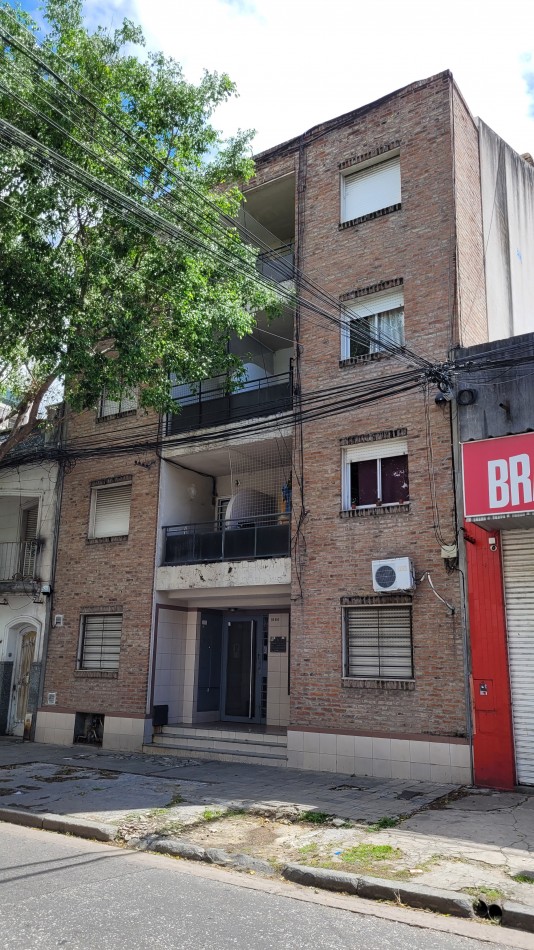 Oportunidad Venta - Monoambiente Dividido En 1 Dormitorio Pichincha - U$d 31.900 - Riccheri 1000 -P. Baja  - Apto Credito  Hipotecario-
