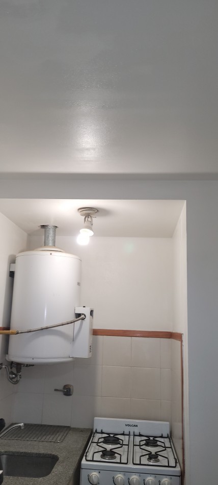 Oportunidad Venta - Monoambiente Dividido En 1 Dormitorio Pichincha - U$d 31.900 - Riccheri 1000 -P. Baja  - Apto Credito  Hipotecario-