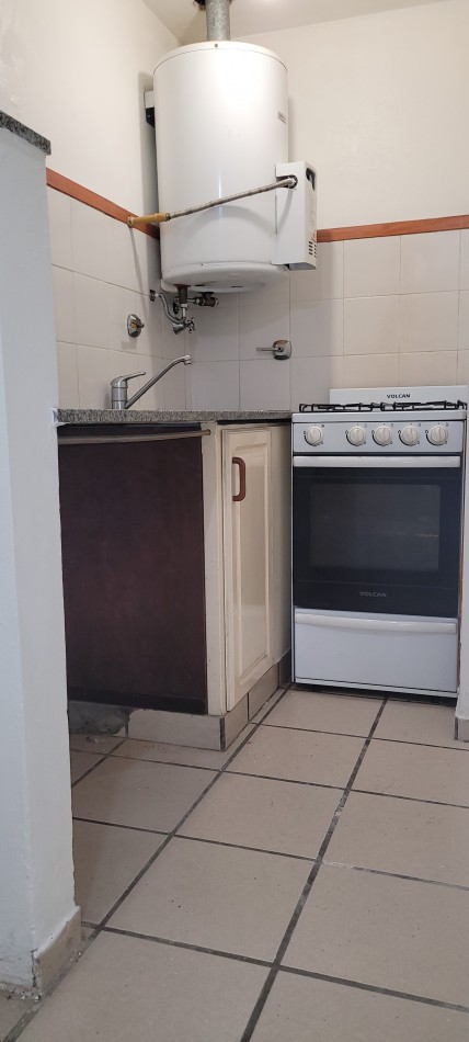 Oportunidad Venta - Monoambiente Dividido En 1 Dormitorio Pichincha - U$d 31.900 - Riccheri 1000 -P. Baja  - Apto Credito  Hipotecario-