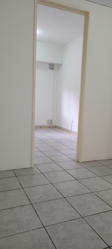 Oportunidad Venta - Monoambiente Dividido En 1 Dormitorio Pichincha - U$d 31.900 - Riccheri 1000 -P. Baja  - Apto Credito  Hipotecario-