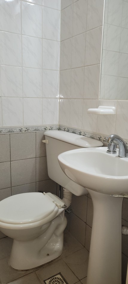 Oportunidad Venta - Monoambiente Dividido En 1 Dormitorio Pichincha - U$d 31.900 - Riccheri 1000 -P. Baja  - Apto Credito  Hipotecario-