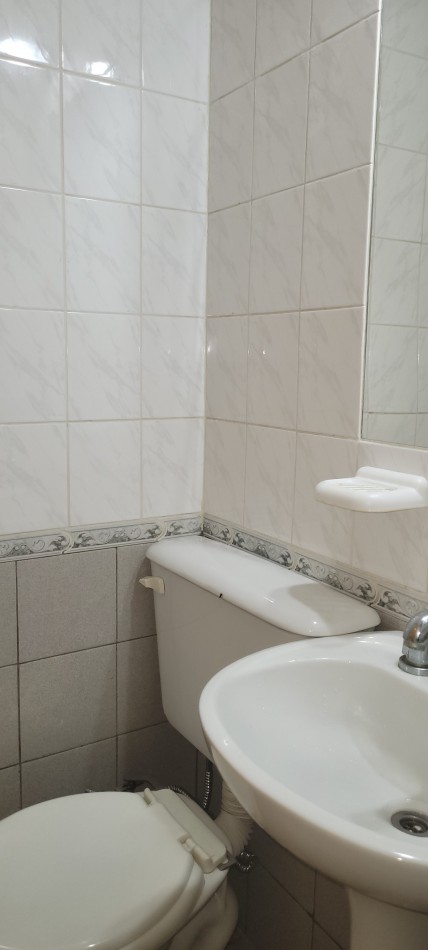 Oportunidad Venta - Monoambiente Dividido En 1 Dormitorio Pichincha - U$d 31.900 - Riccheri 1000 -P. Baja  - Apto Credito  Hipotecario-