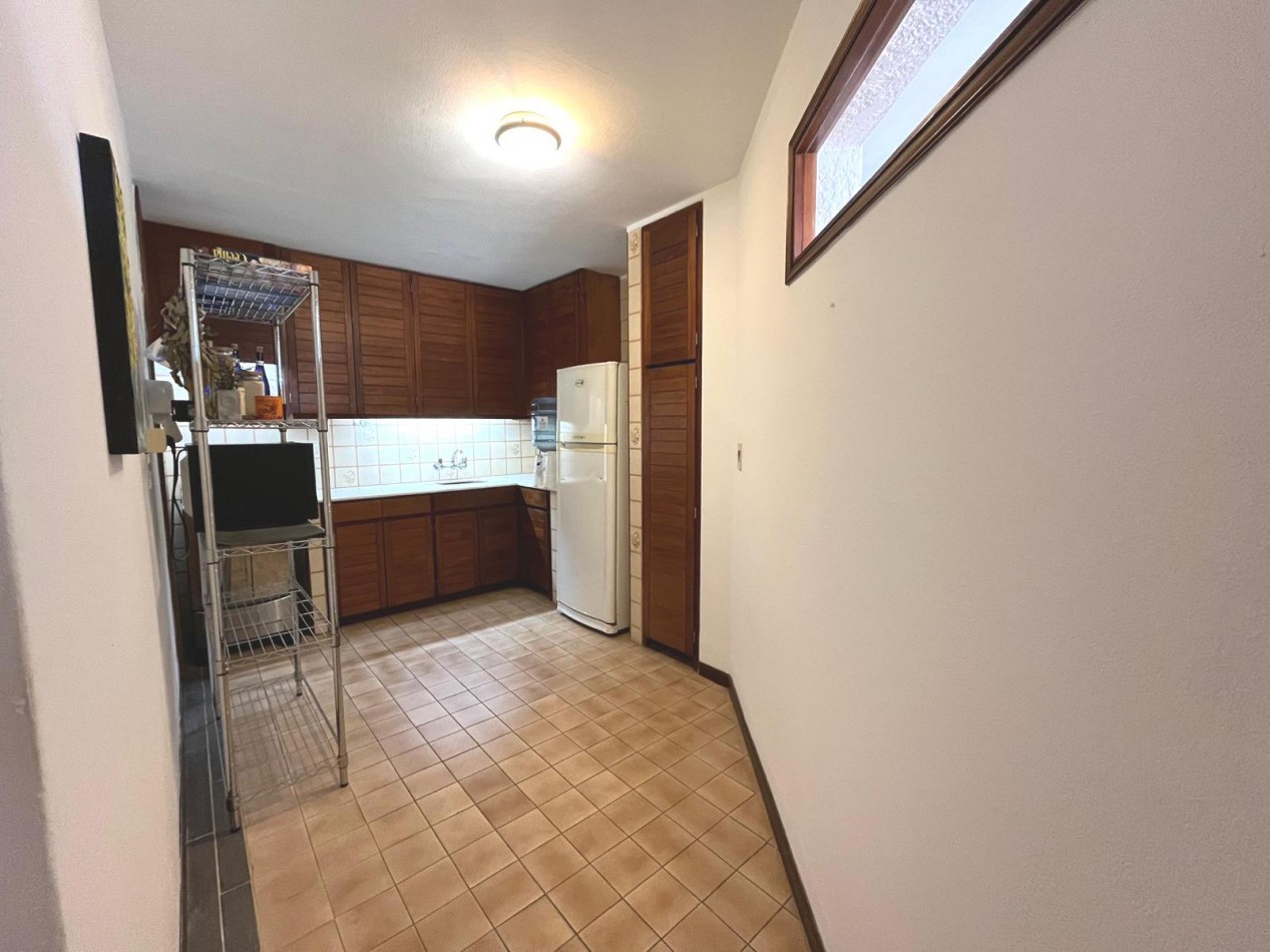 DEPARTAMENTO EN VENTA FRENTE AL MAR EN PUNTA DEL ESTE - URUGUAY  2 DORMITORIOS 2 BAÑOS COCHERA AMENITIES  