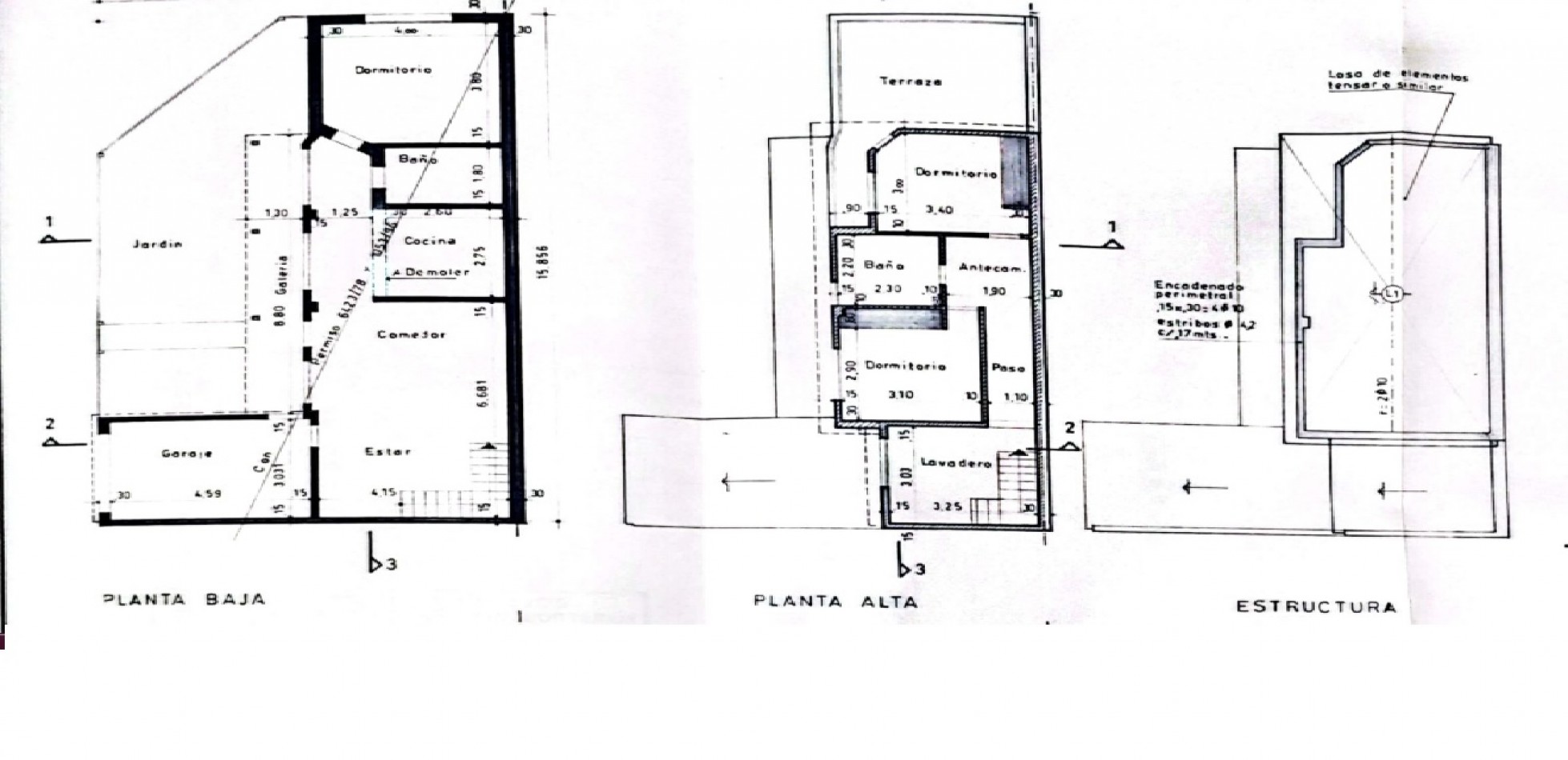 Casa de 2 plantas en esquina - 3 Dormitorio en Venta Barrio Belgrano - 2 Baños - Balcon Terraza - Patio - Doble cochera. 