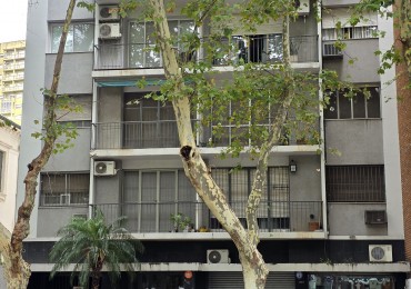 DEPARTAMENTO EN VENTA BV. OROÑO 1100 -3 DORMITORIOS- 3 BAÑOS - COCHERA - FRENTE -APTO CREDITO