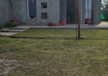 CASA EN VENTA TIERRA DE SUEÑOS 2 - ROLDAN HOUSSAY 2700 - APTA CREDITO 